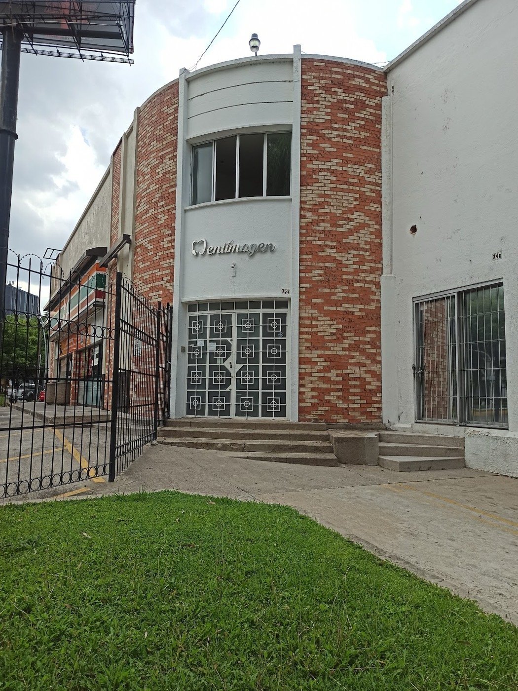 Fachada de ladrillo de Dentimagen 3D